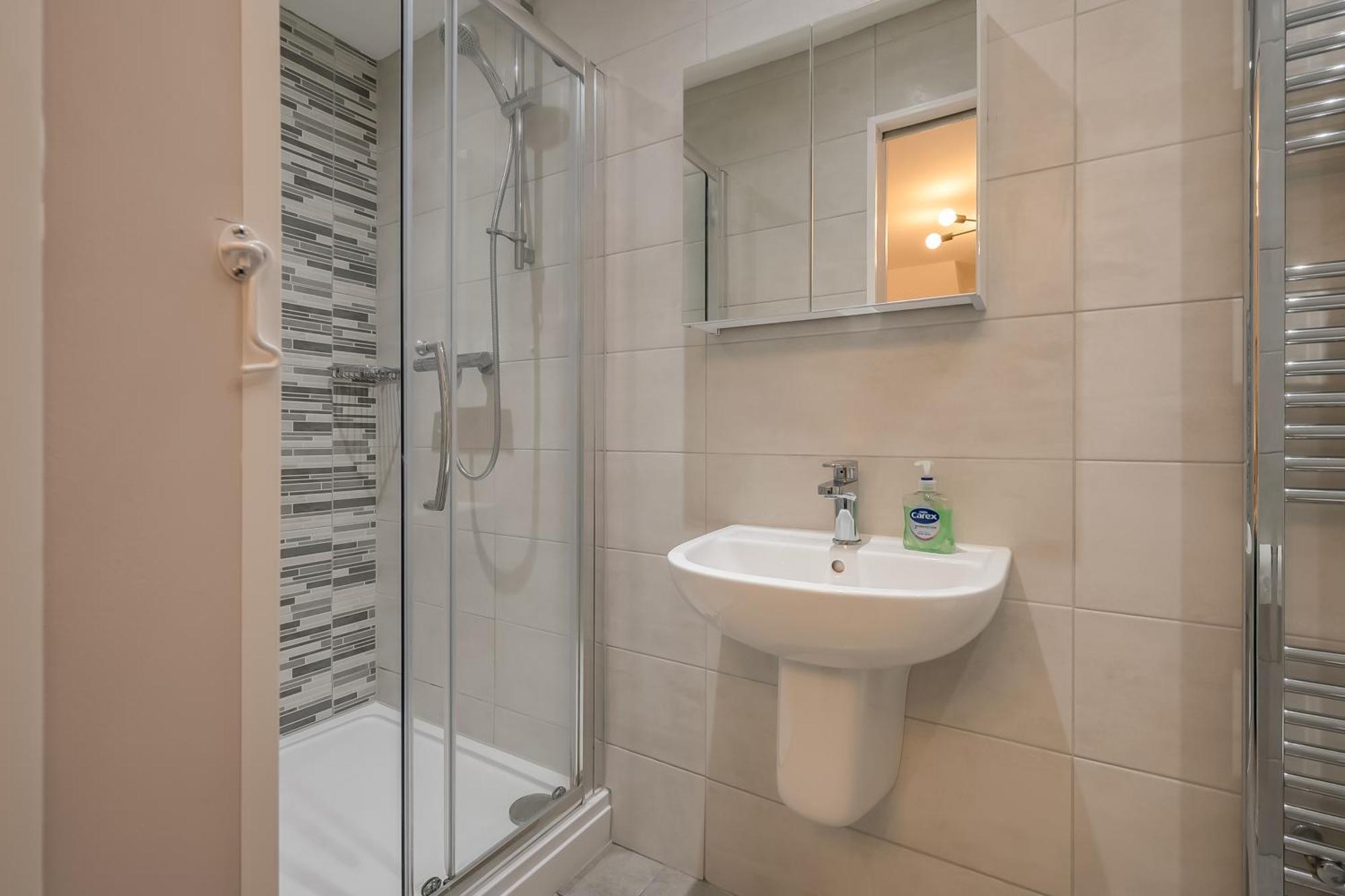 Staybynumbers - Belfast City Centre - 3 Bed, 3 Bathroom & Parking Exterior foto