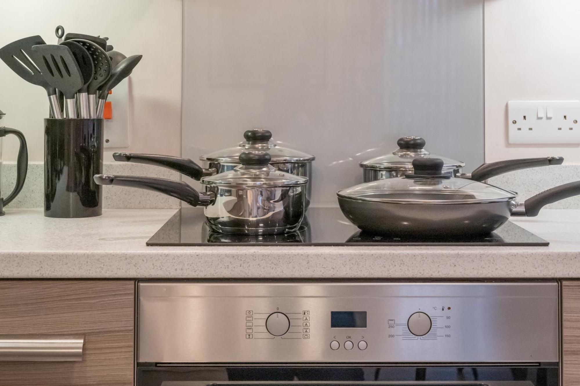 Staybynumbers - Belfast City Centre - 3 Bed, 3 Bathroom & Parking Exterior foto